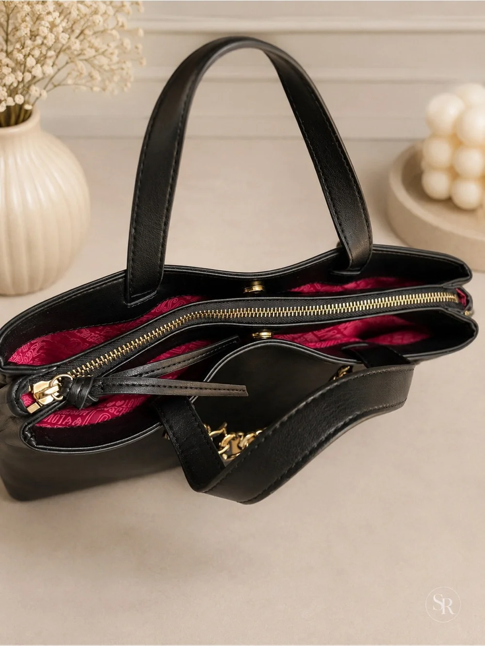 Love Moschino NWOT Black Satchel Crossbody Heart Chain Gold Hardware Dust Bag
